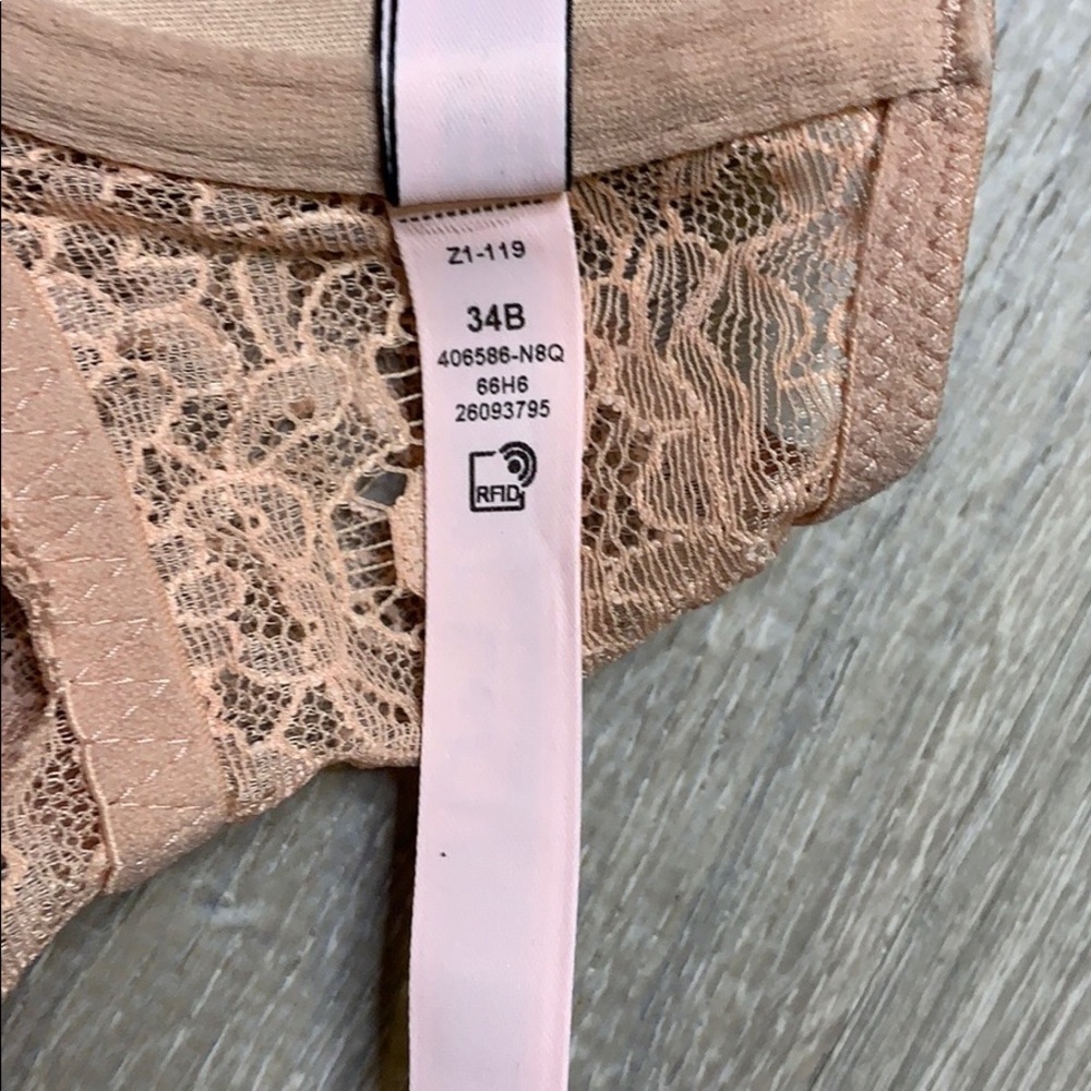 Victoria’s Secret DREAM ANGELS Demi Bra - Picture 12 of 14